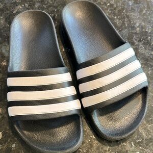Adidas youth slides. Black and White Slide Sandals size youth 2